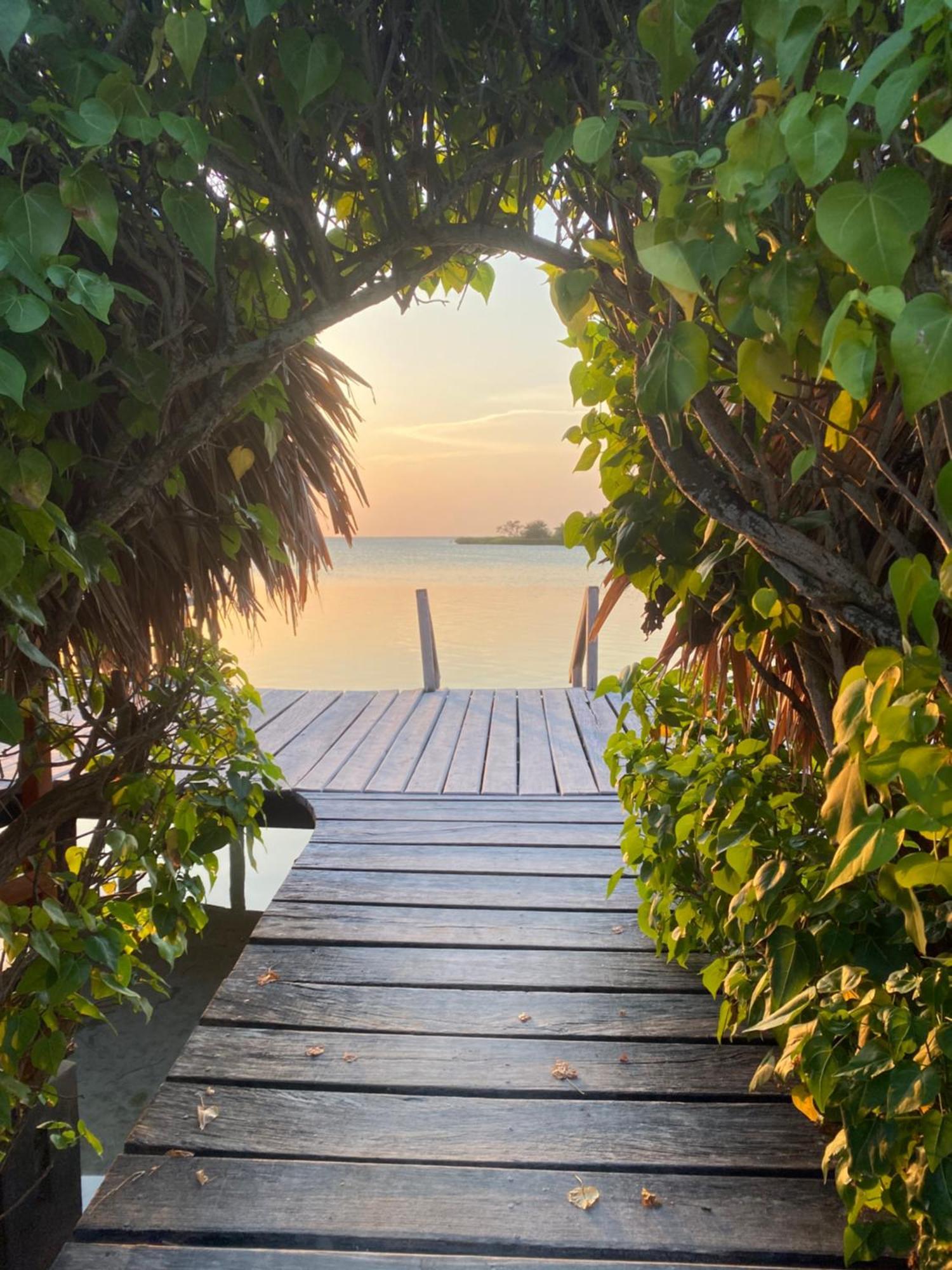 St. George'S Caye Resort Белиз Сити Екстериор снимка