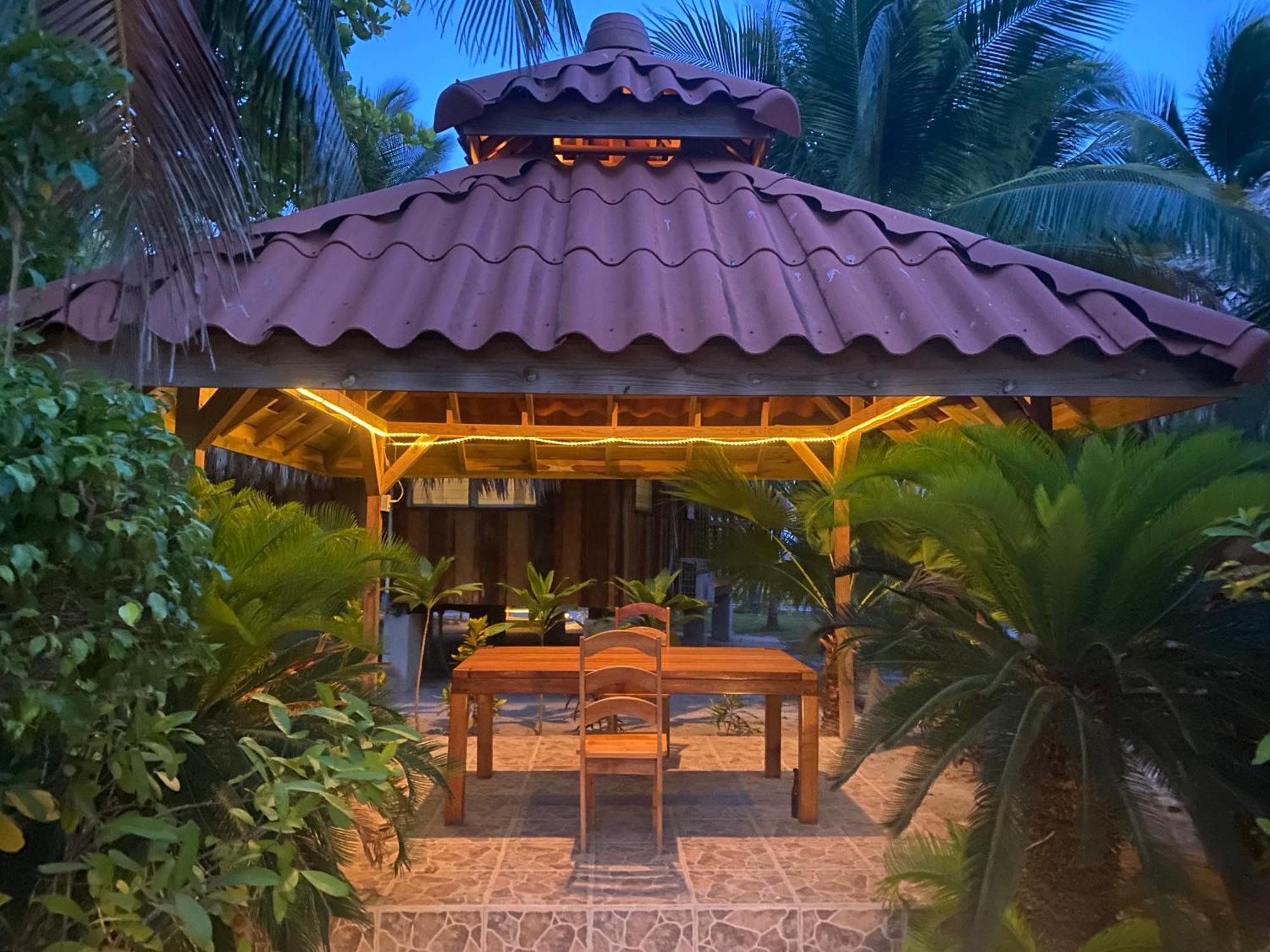 St. George'S Caye Resort Белиз Сити Екстериор снимка