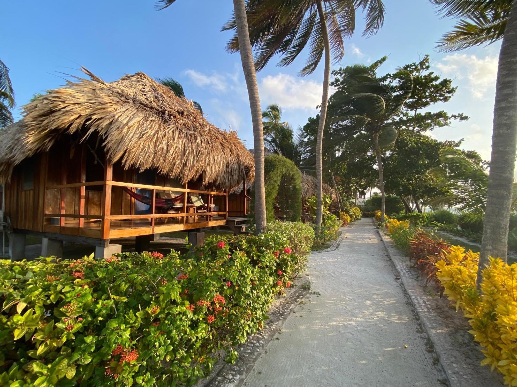 St. George'S Caye Resort Белиз Сити Екстериор снимка