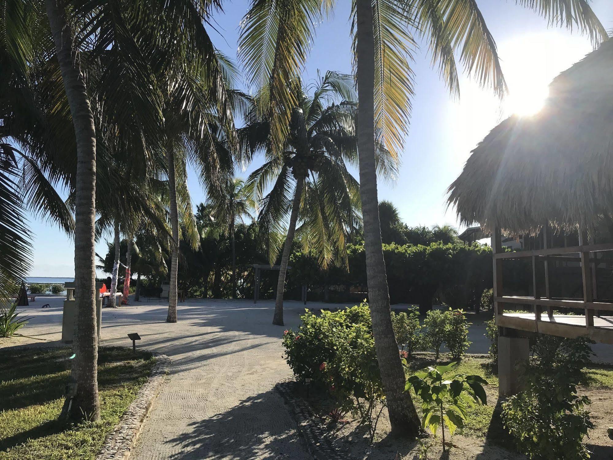 St. George'S Caye Resort Белиз Сити Екстериор снимка